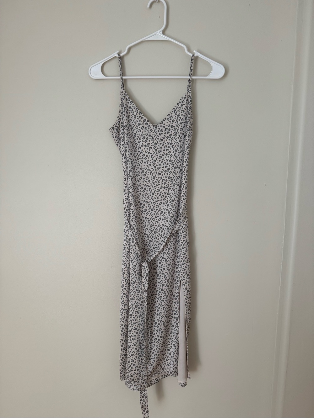 Abercrombie & Fitch Beige Spotted Slip Midi Dress